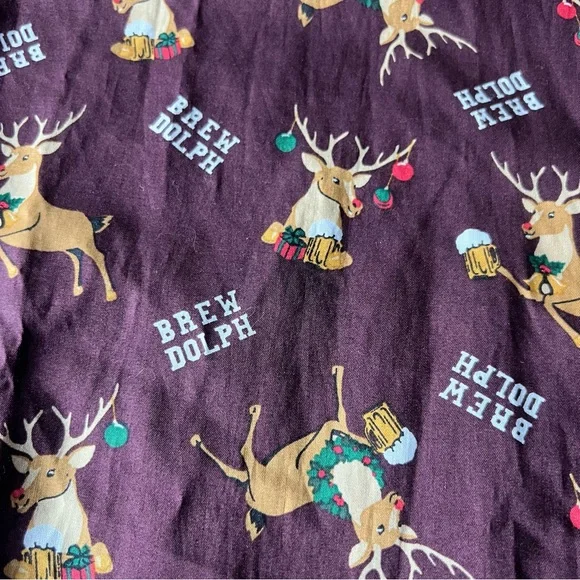 North Pole Trading Co. Button Up Christmas Polo Size Large. Brew dolph - Picture 8 of 8